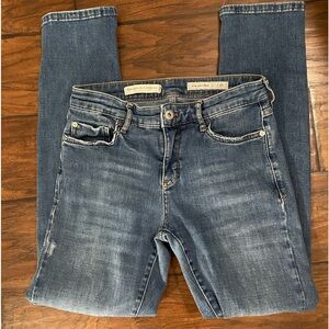 Pilcro & the Letterpress Slim Boyfriend, 26